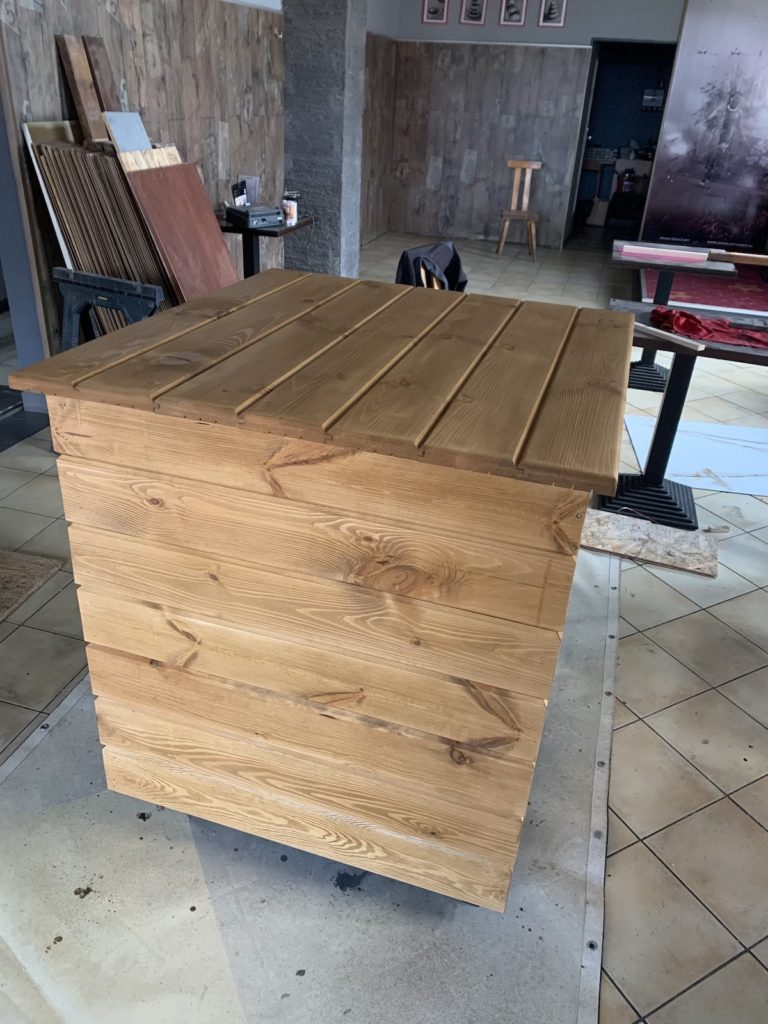 Odkladací box na mieru - Slowenská